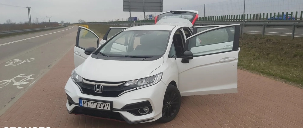 Honda Jazz cena 70900 przebieg: 51800, rok produkcji 2019 z Białystok małe 379